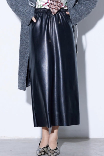 Versatile Leather Straight Skirt