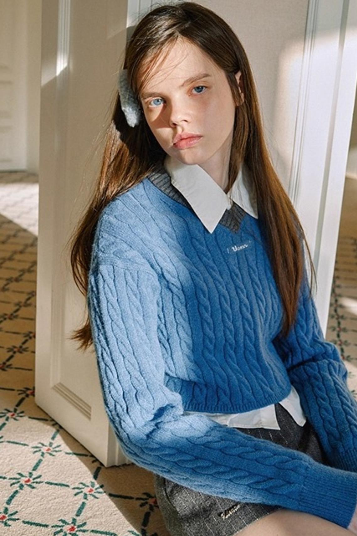 Retro Color-Blocked Knit Sweater