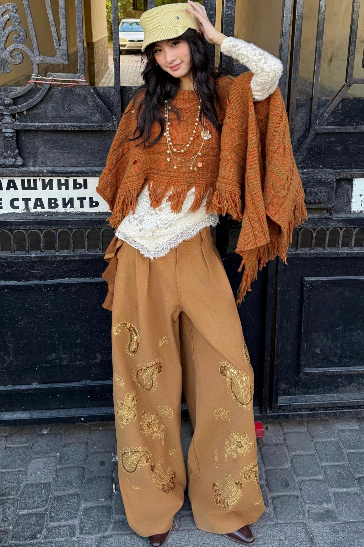 Cashew Flower Embroidered Wide-leg Pants