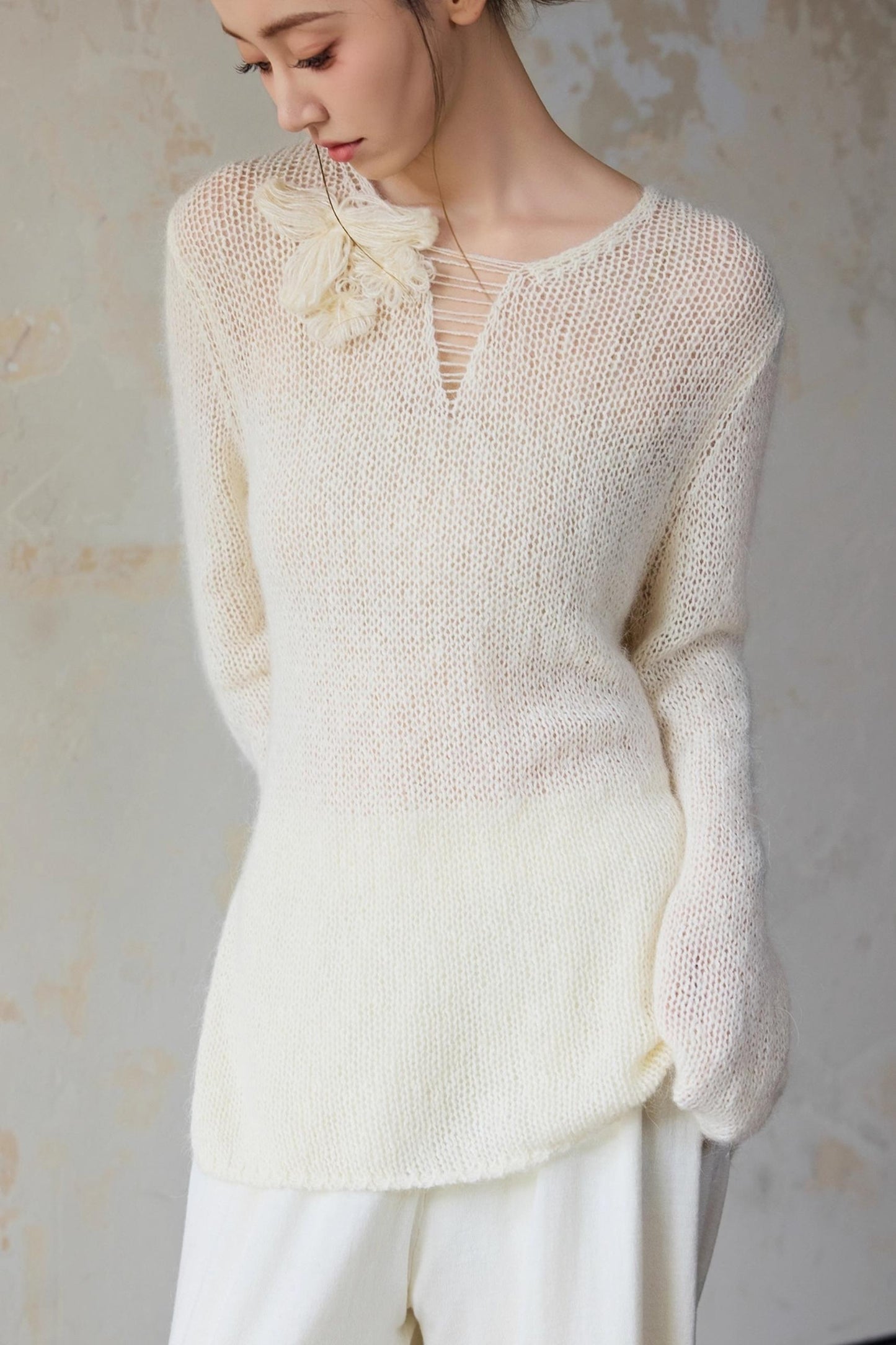 White Alpaca Wool Flower Sweater