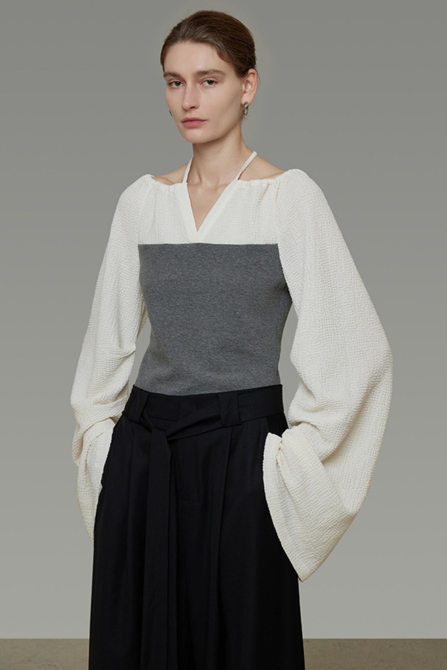 Contrast Round Neck Knit Top