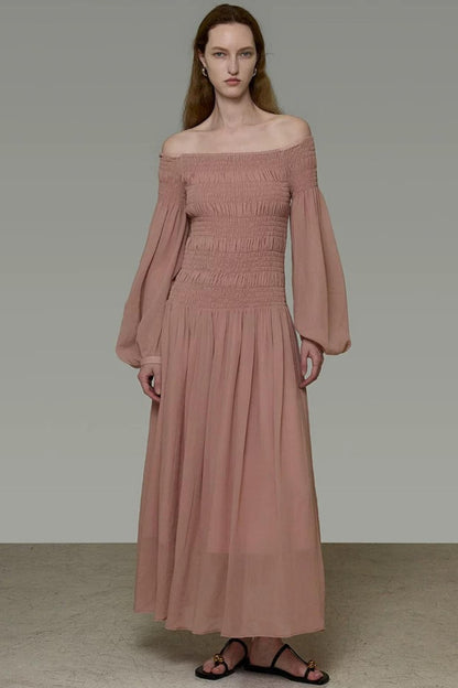 Französisches One-Shoulder-Kleid