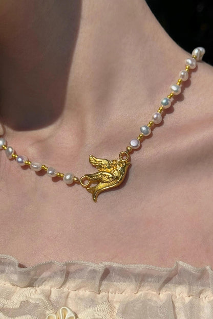 Louvre Pearl Clavicle Necklace
