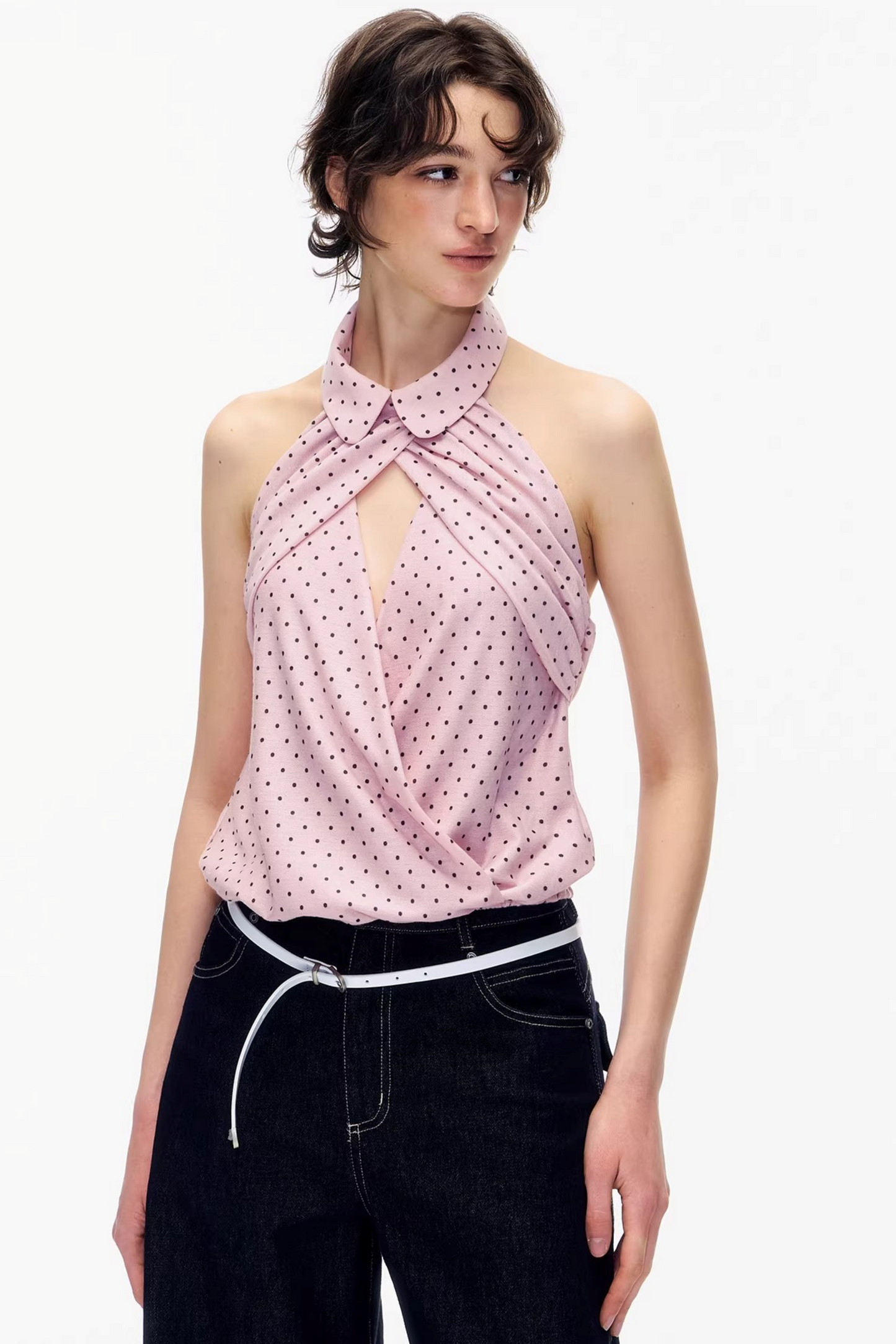 Gepunktete Neckholder-Bluse
