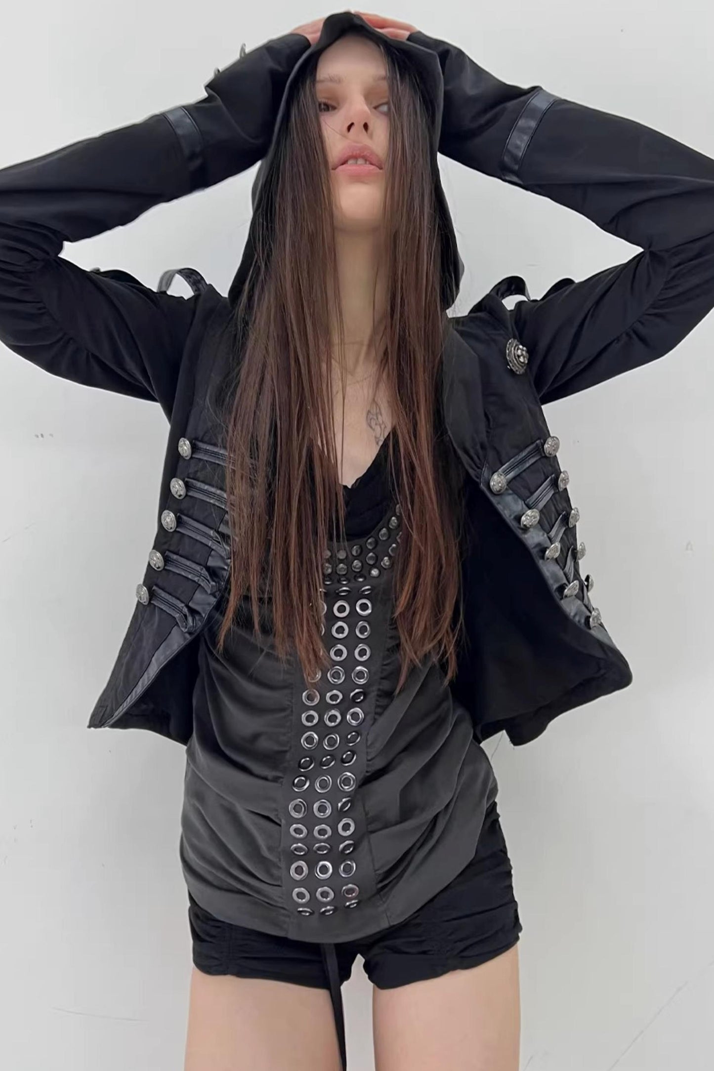 Retro Lace-Up Pleated Shorts