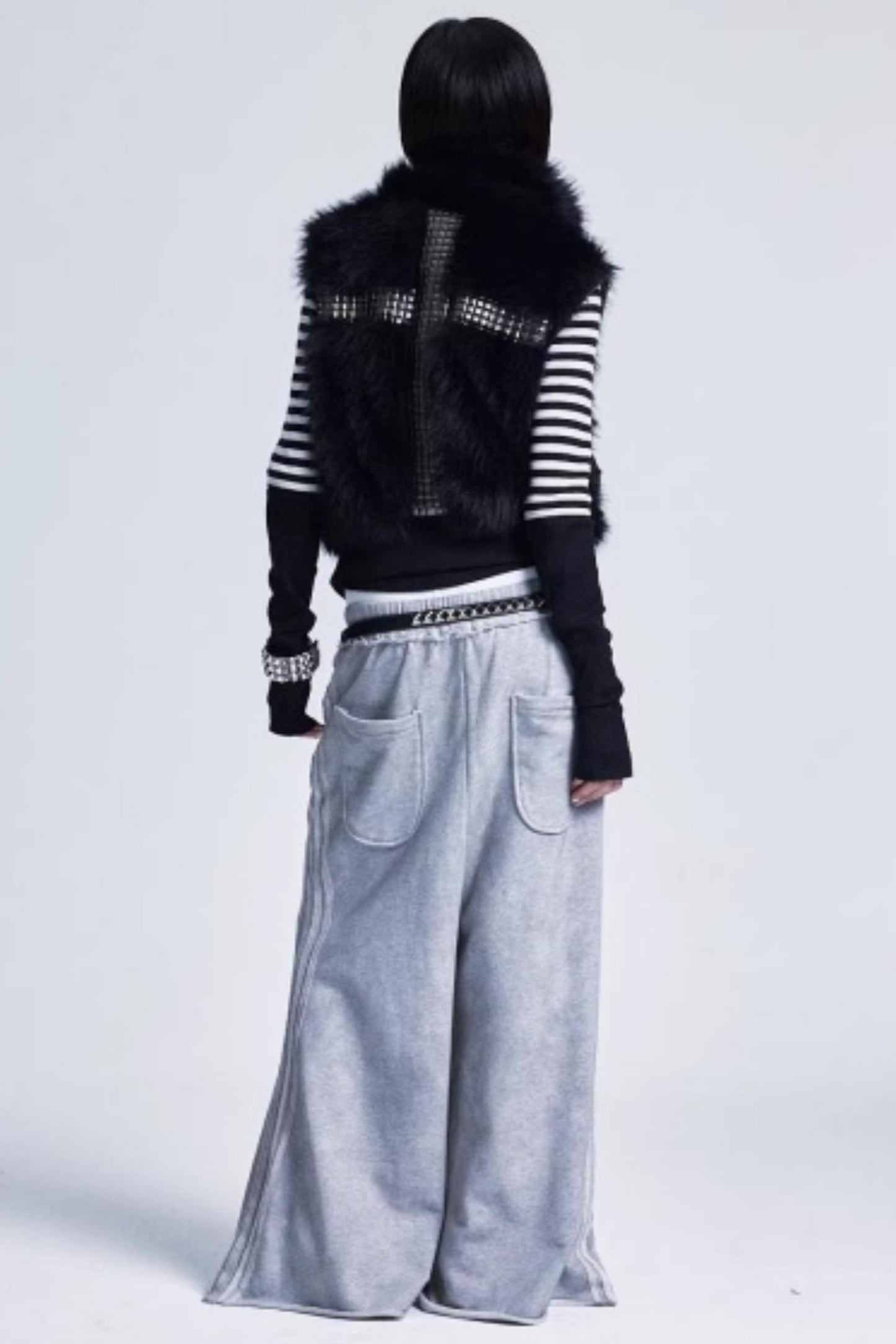 Frayed Hem Distressed Sweatpants