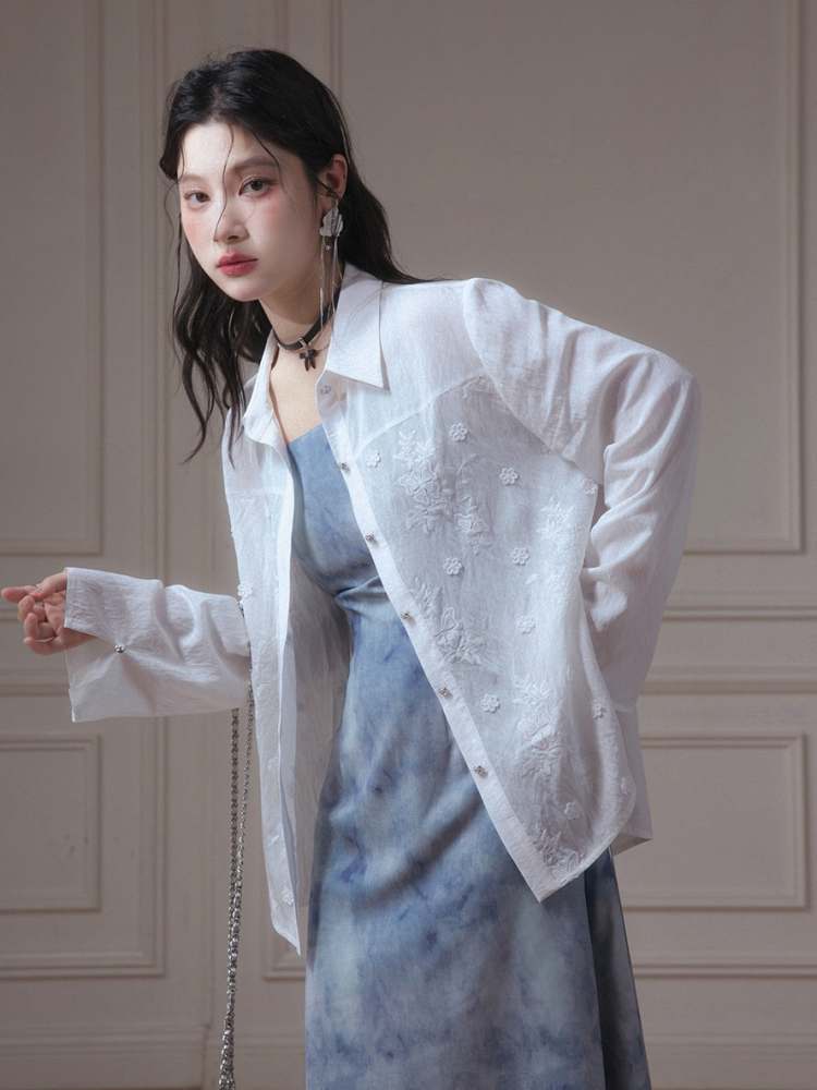 Gardenia Embroidery Semi-Sheer Shirt