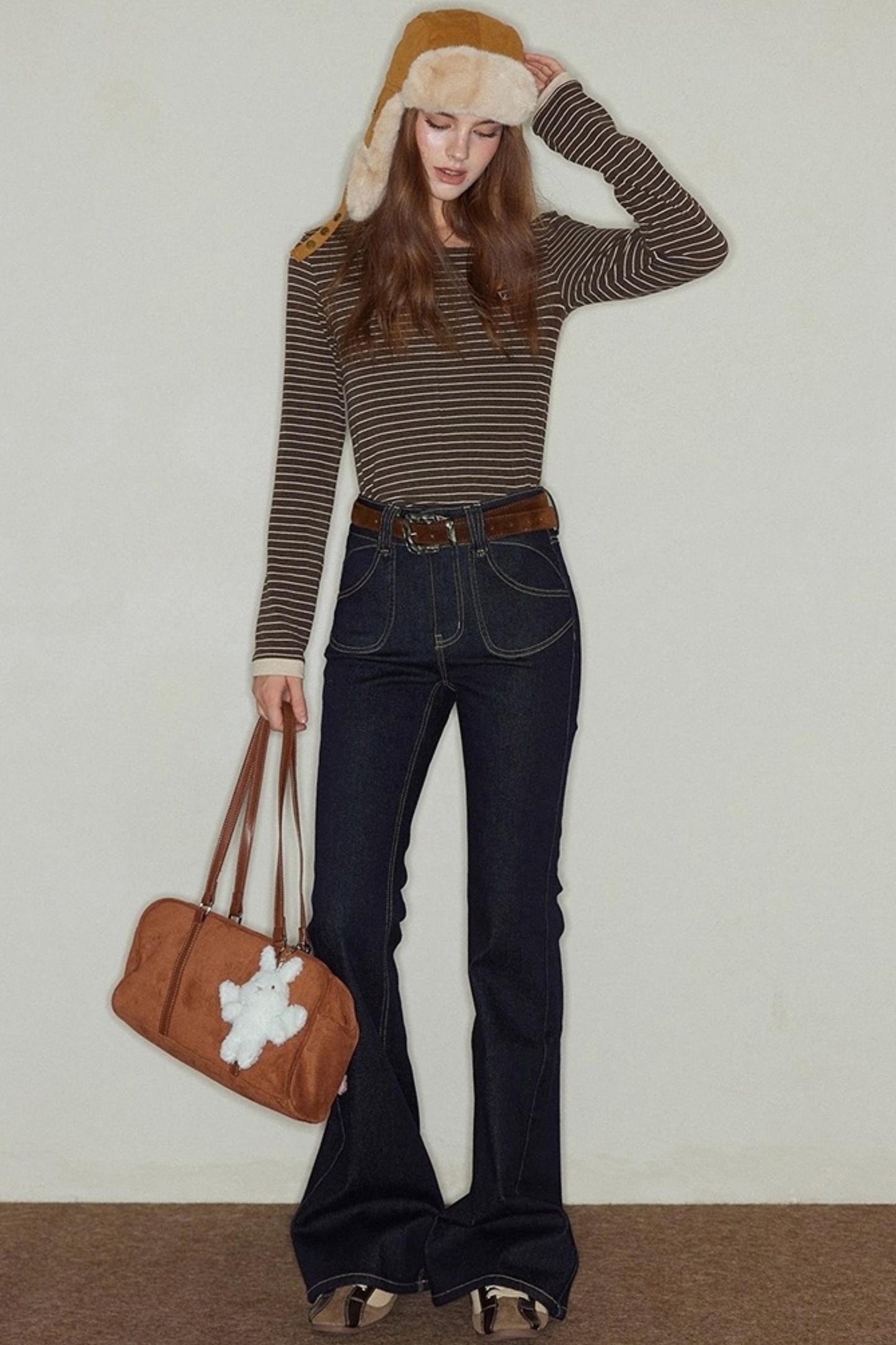 Irregular Topline Slim Bootcut Jeans