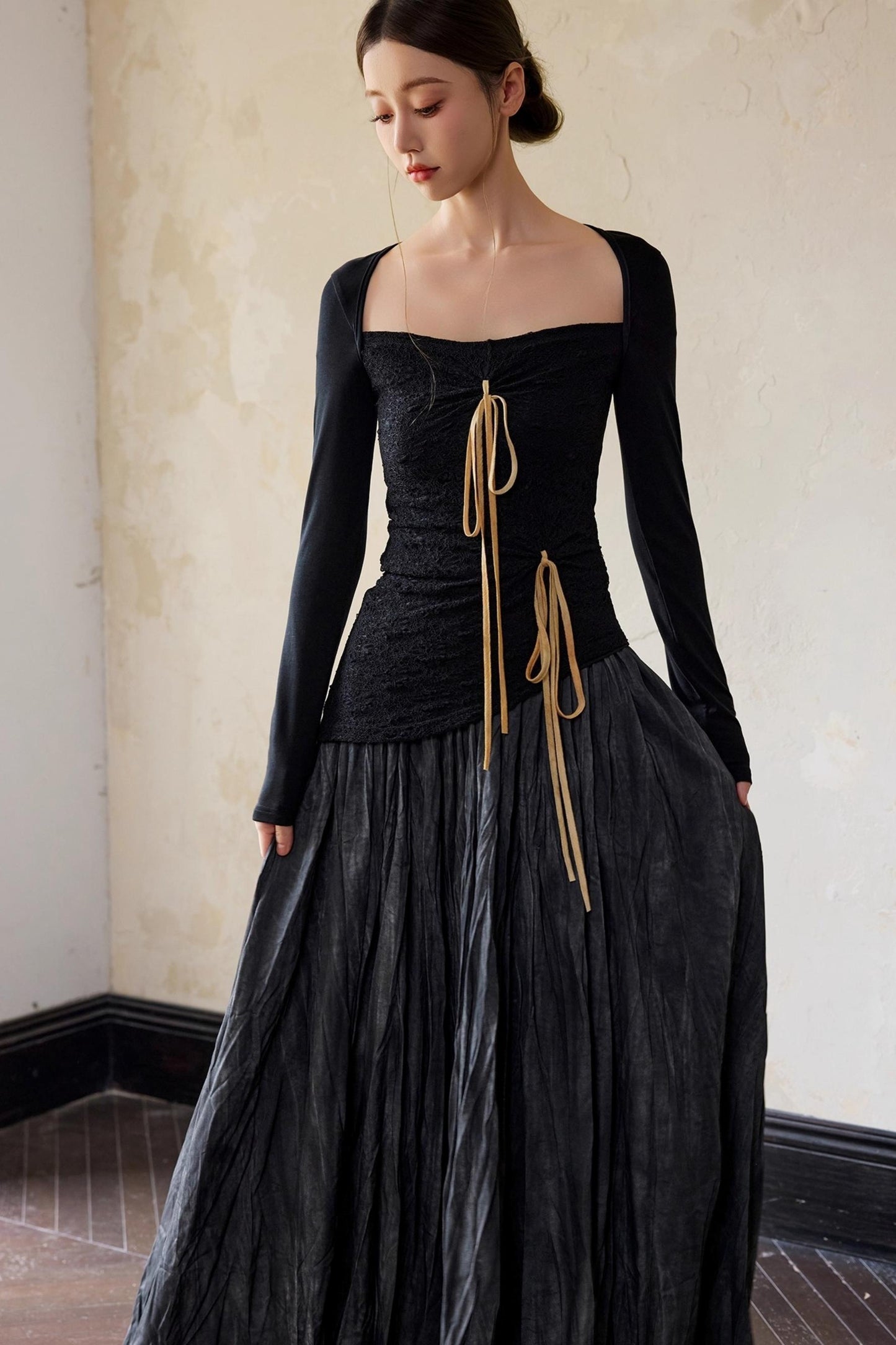 Black Square Basic Pullover Top