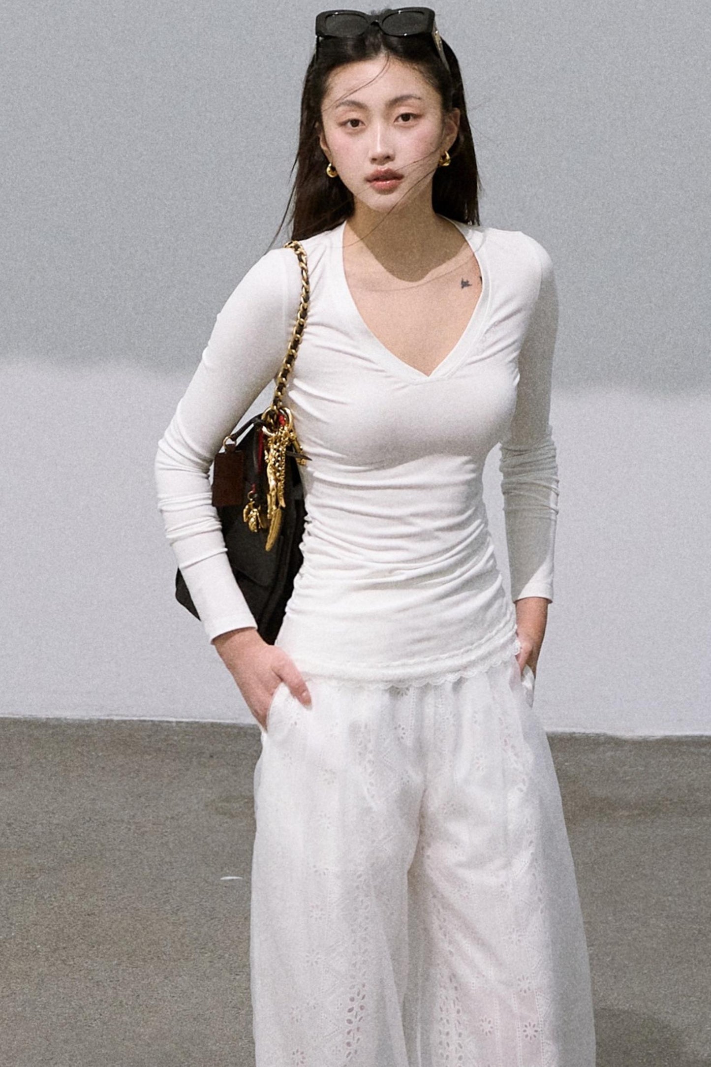 Slim V-Neck Knit Top