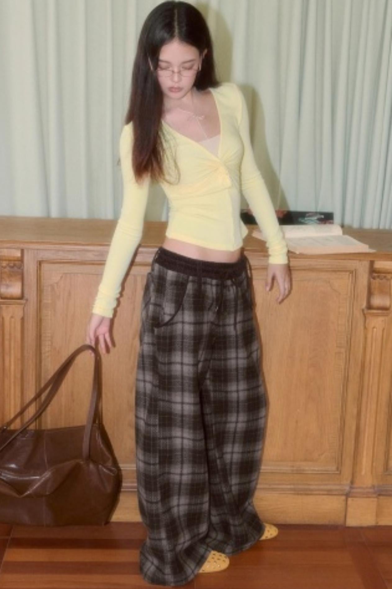 Retro Loose Straight Plaid Trousers