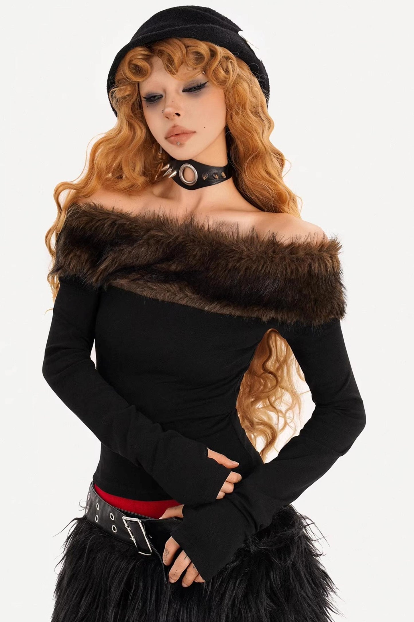 Milk Fur Off-Shoulder Top Set-Up