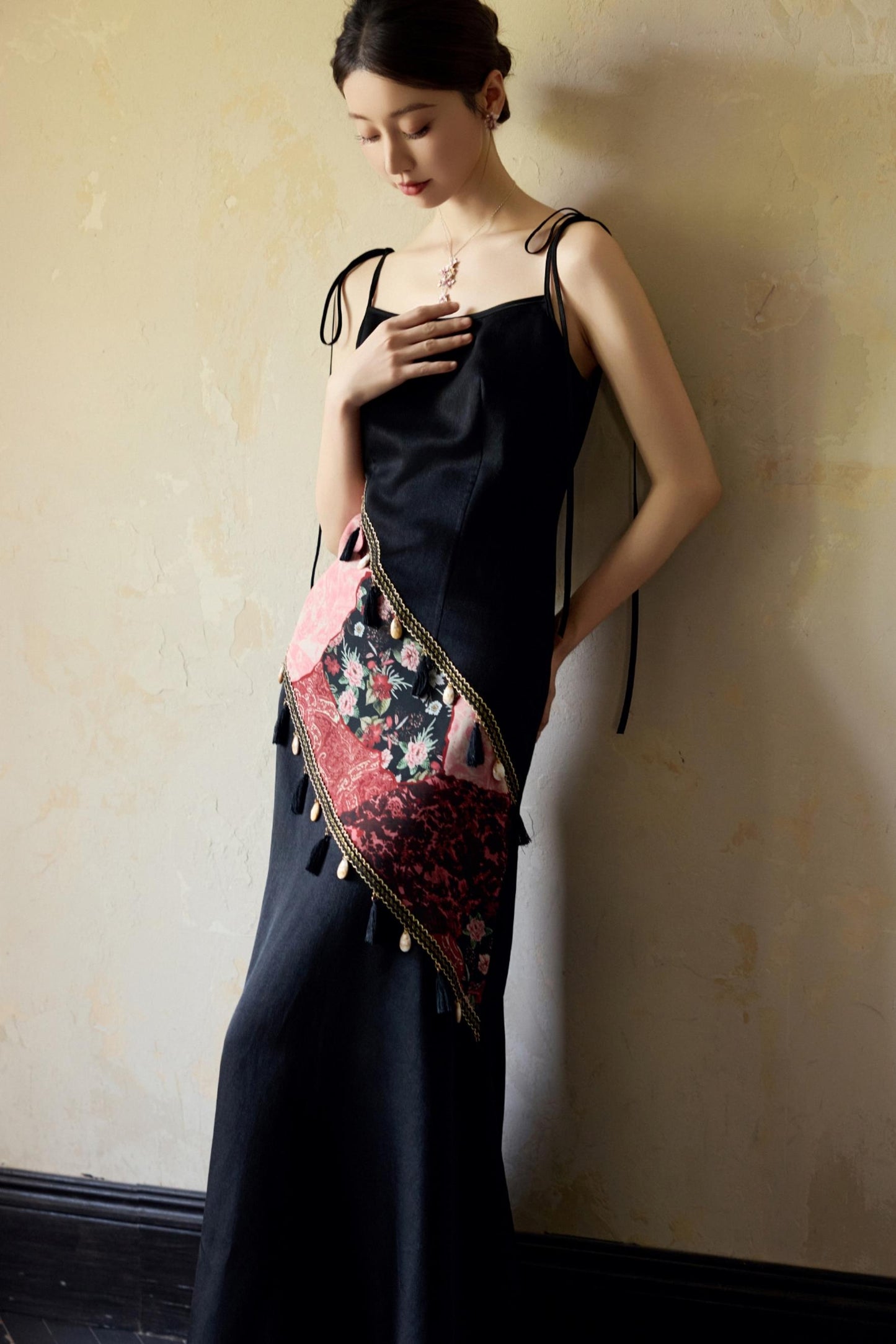 Slim Fit Vintage Black Sundress