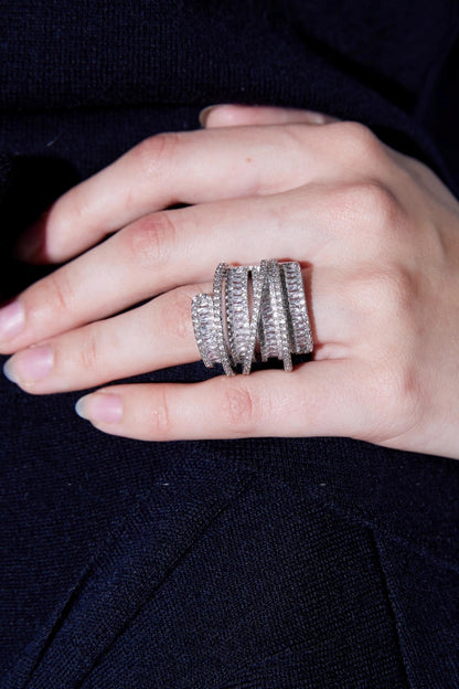 Babylonian White Gold Sophisticated Ring