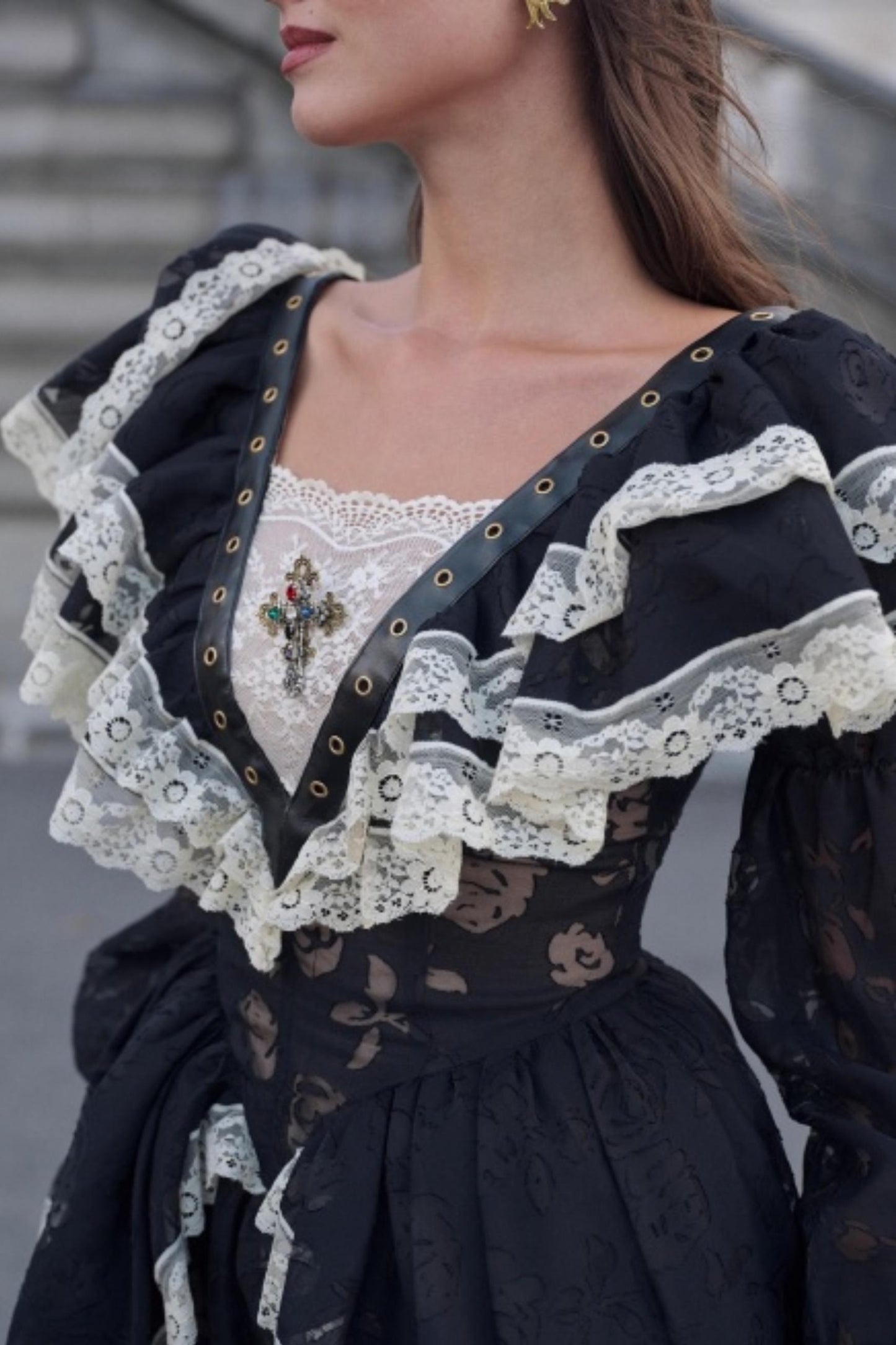 French Courtly Halloween Dress Set-Up