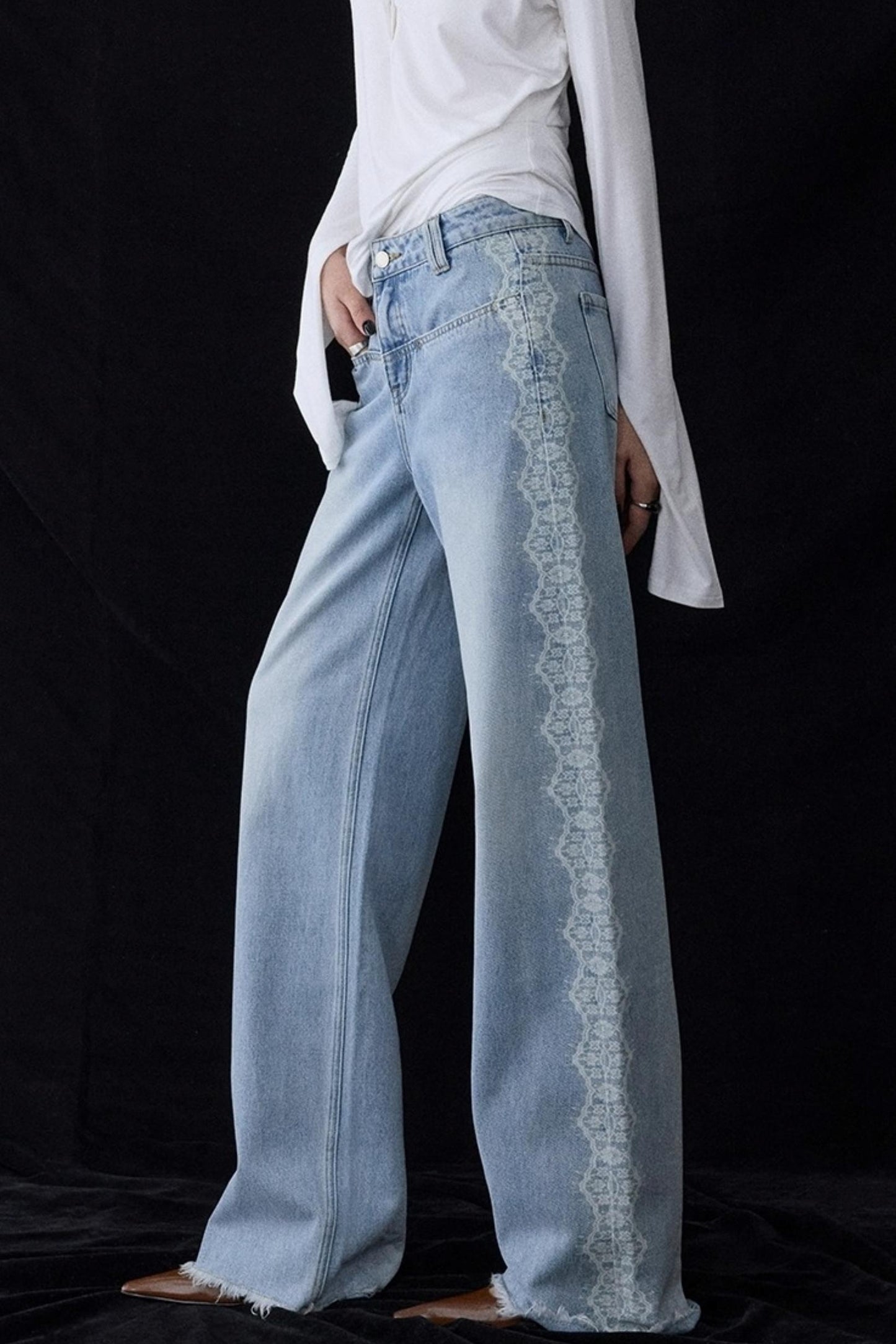 Lace Raw Hem Straight Jeans