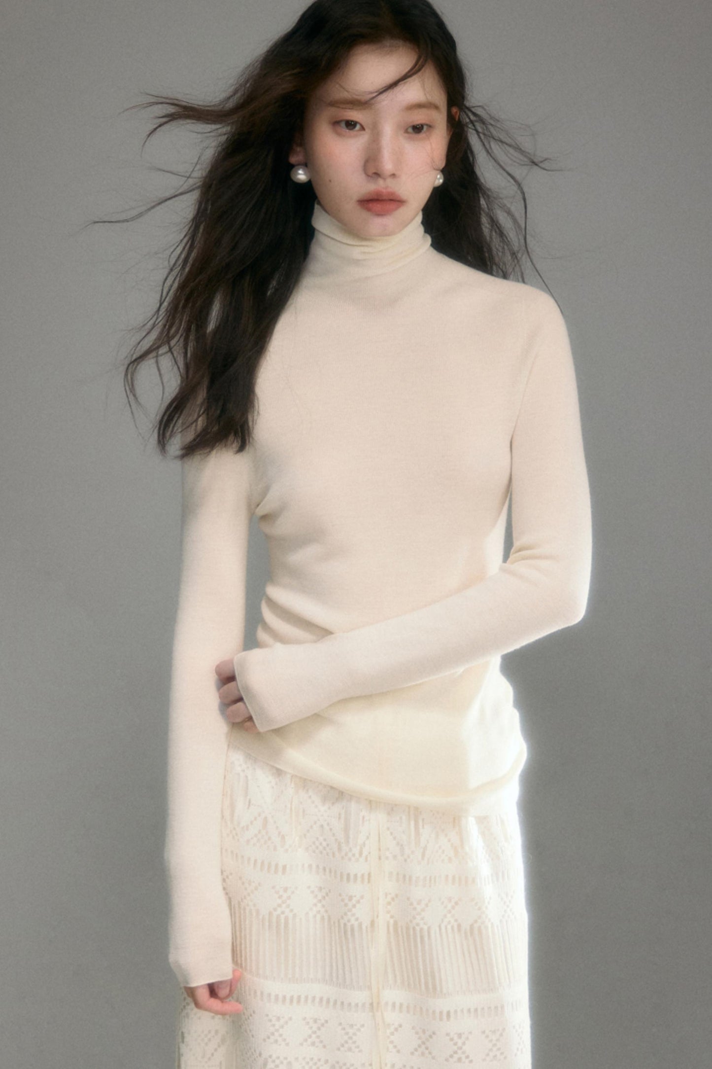 Yangtze Pure Wool Turtleneck Knit Top