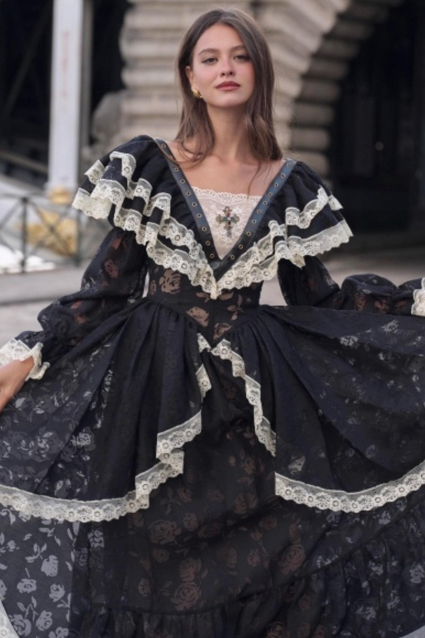 French Courtly Halloween Dress Set-Up