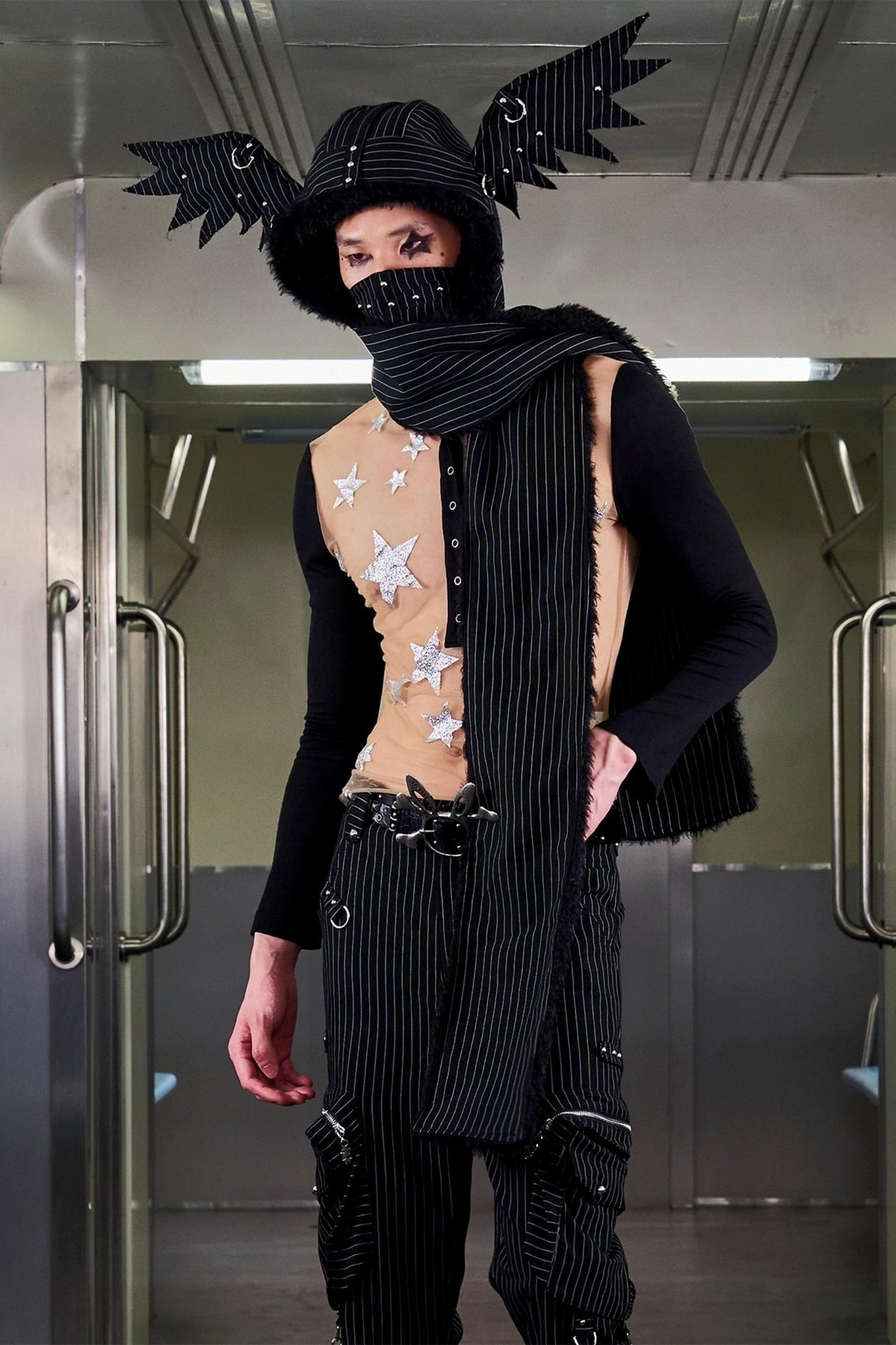 Pentagram Glitter Print Long-Sleeved Top