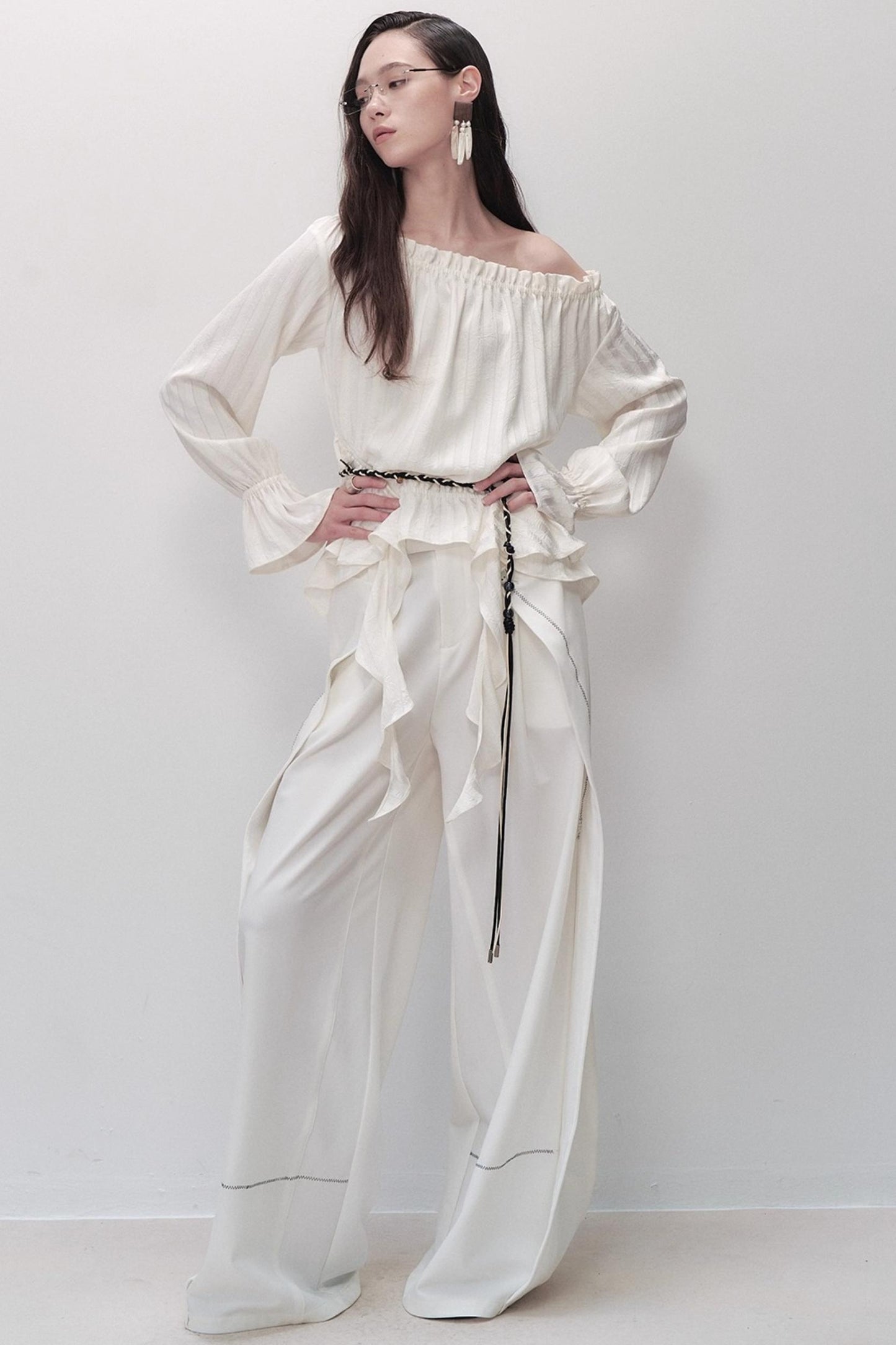 French Design One-Shoulder Ruffle Shirt