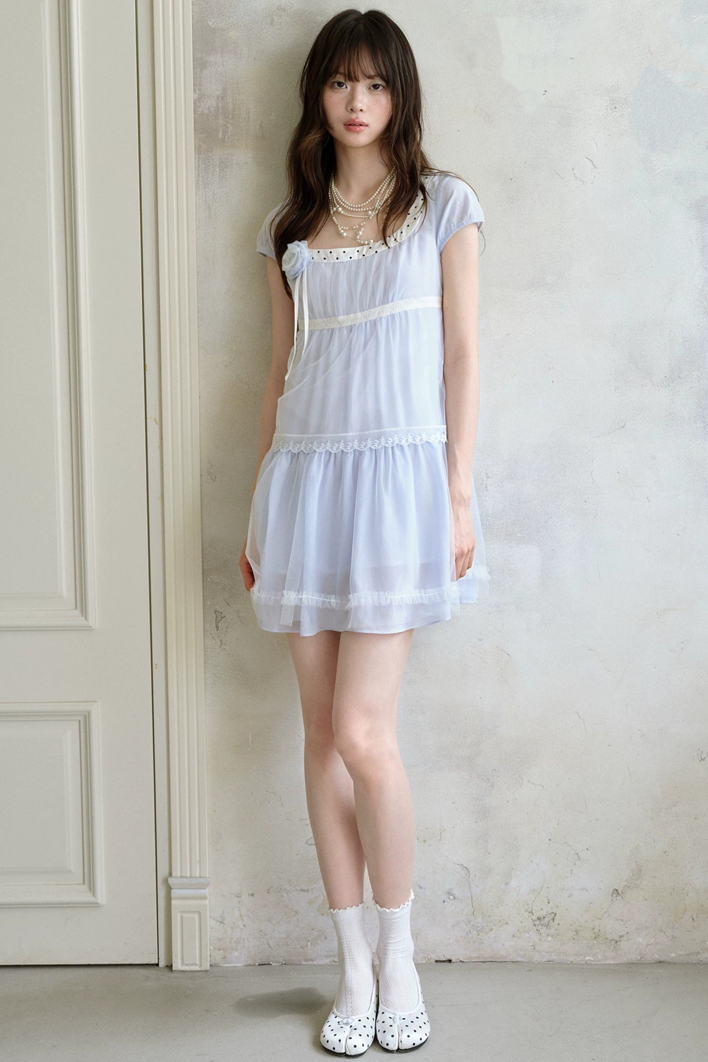 Abito a balze in tulle floreale azzurro chiaro
