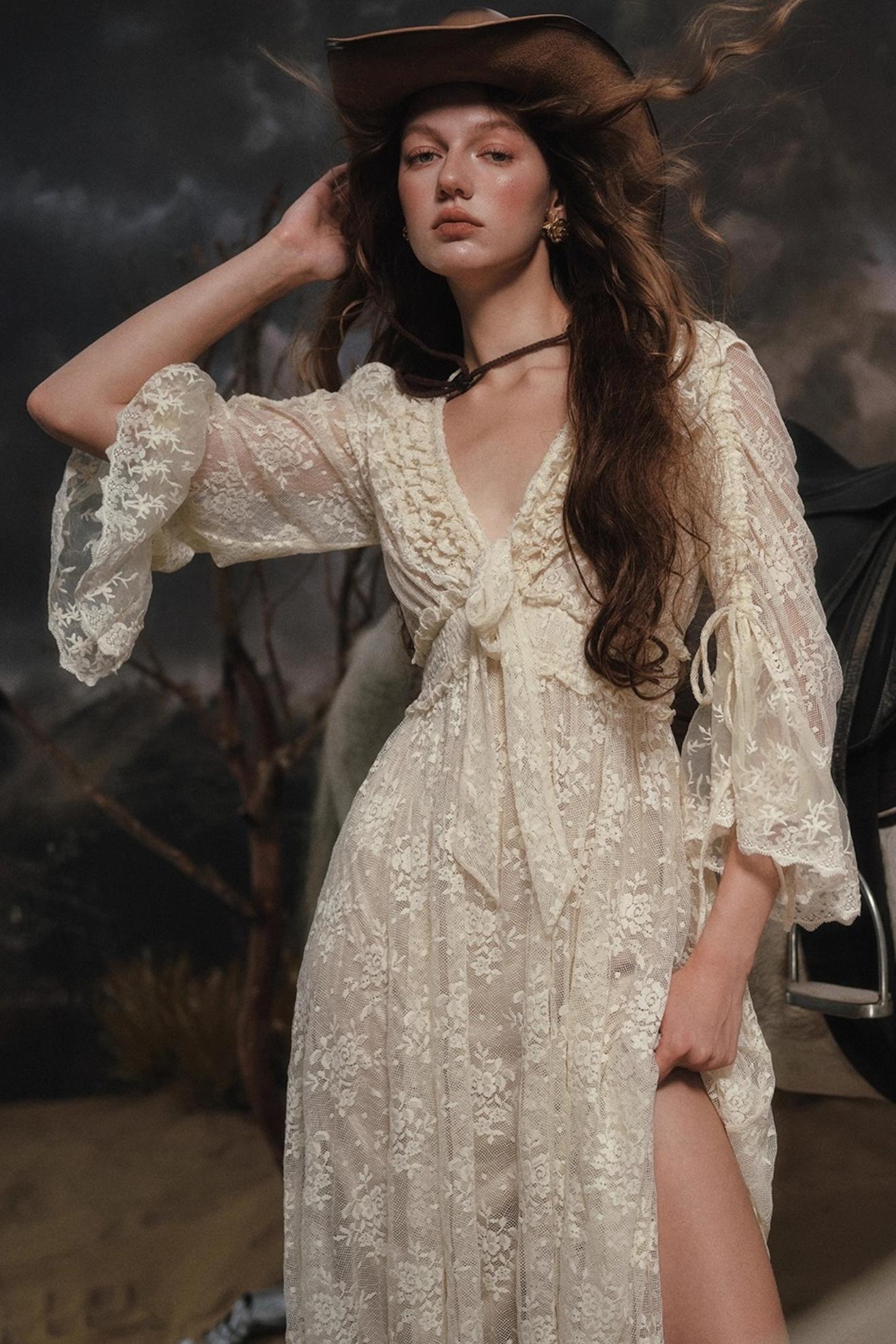 Princess Charming Lace Dress Set-Up