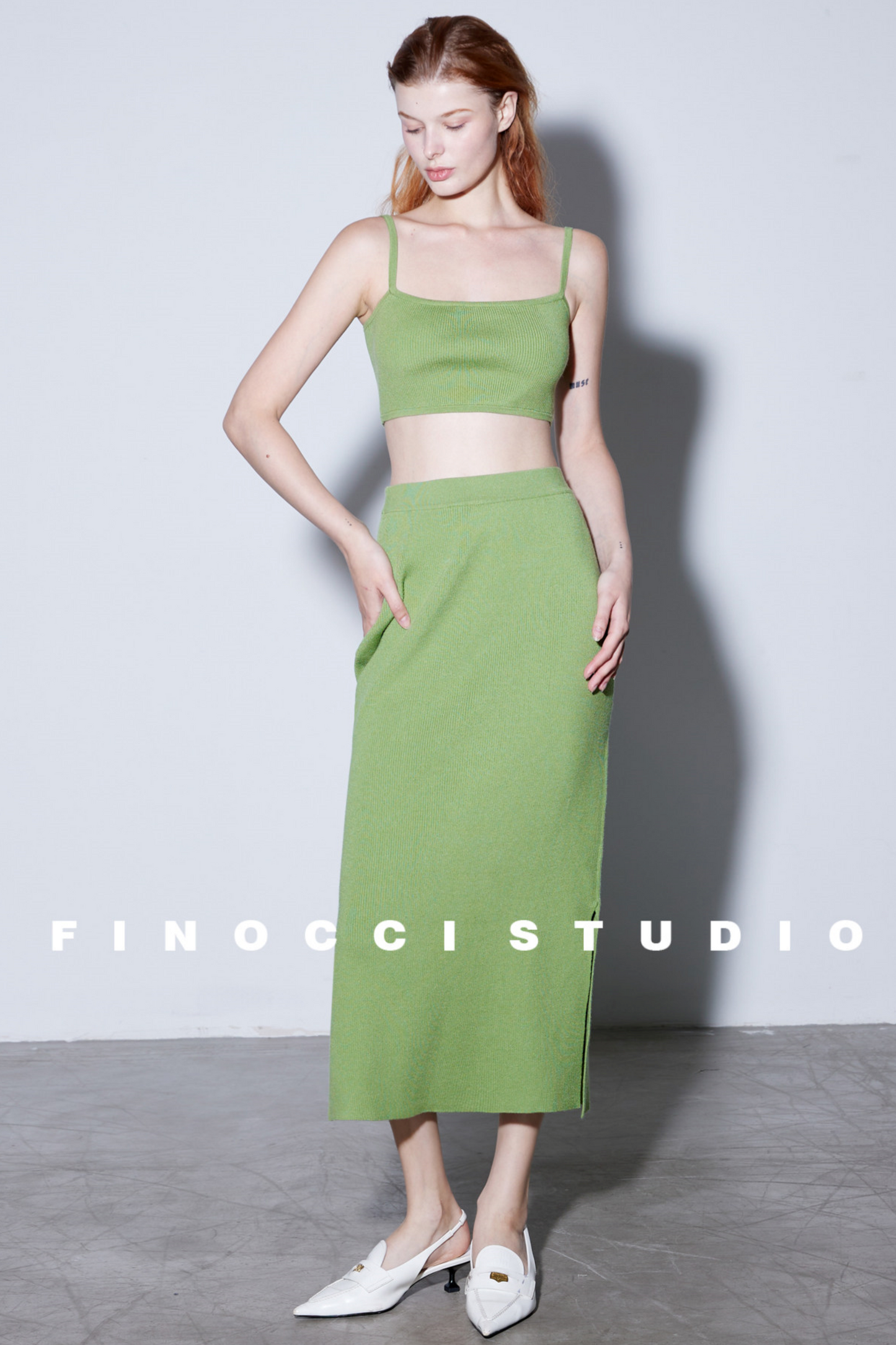Minimalistisches Sling-Rock-Set aus Seiden-Lyocell