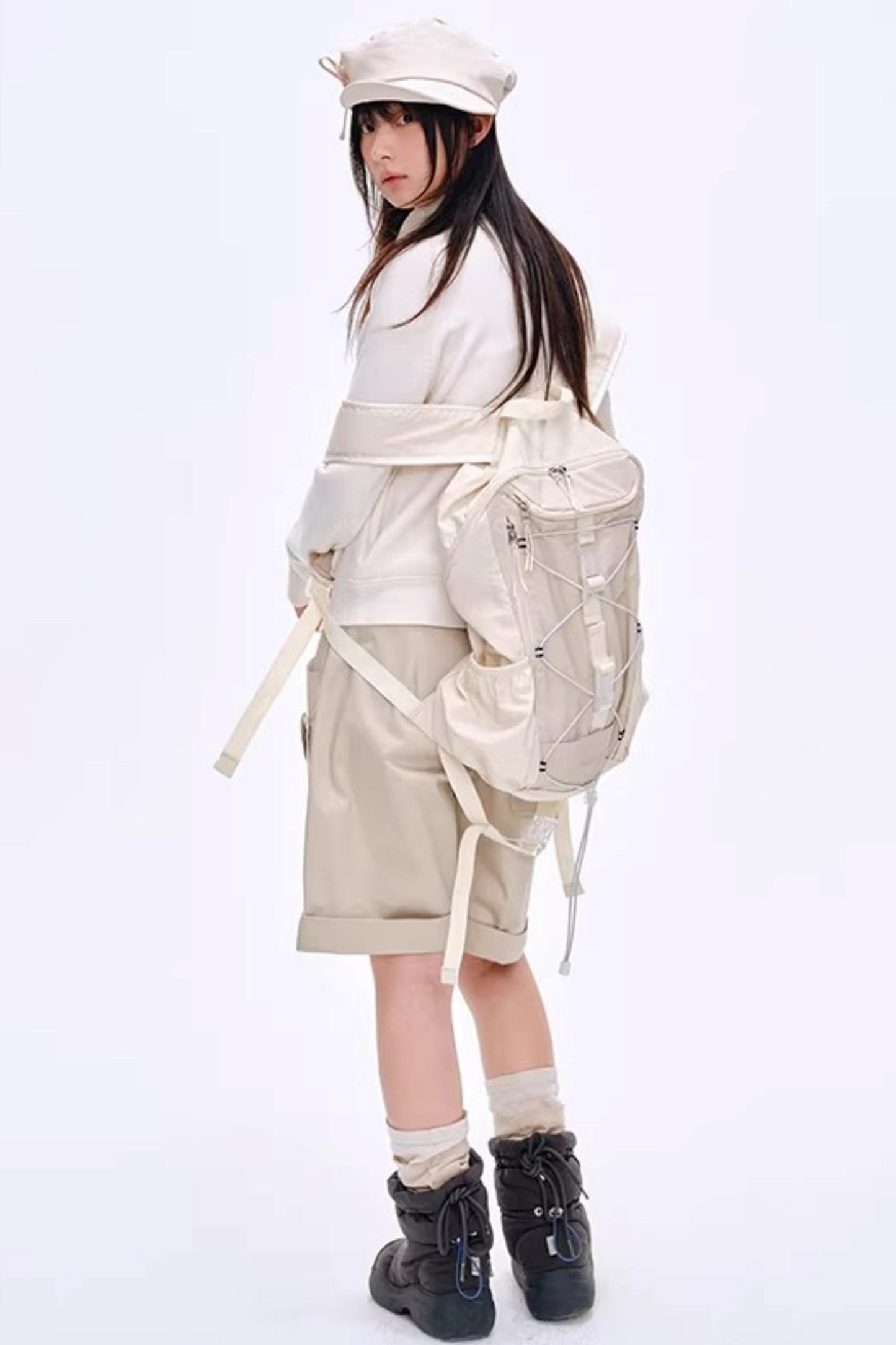 Simple Unbounded Straight-Leg Shorts