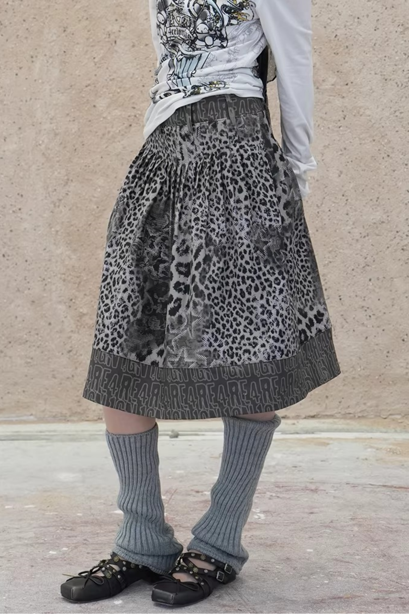 Leopard Graffiti Pleated Skirt
