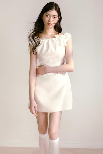 Elegance One-Shoulder Dress