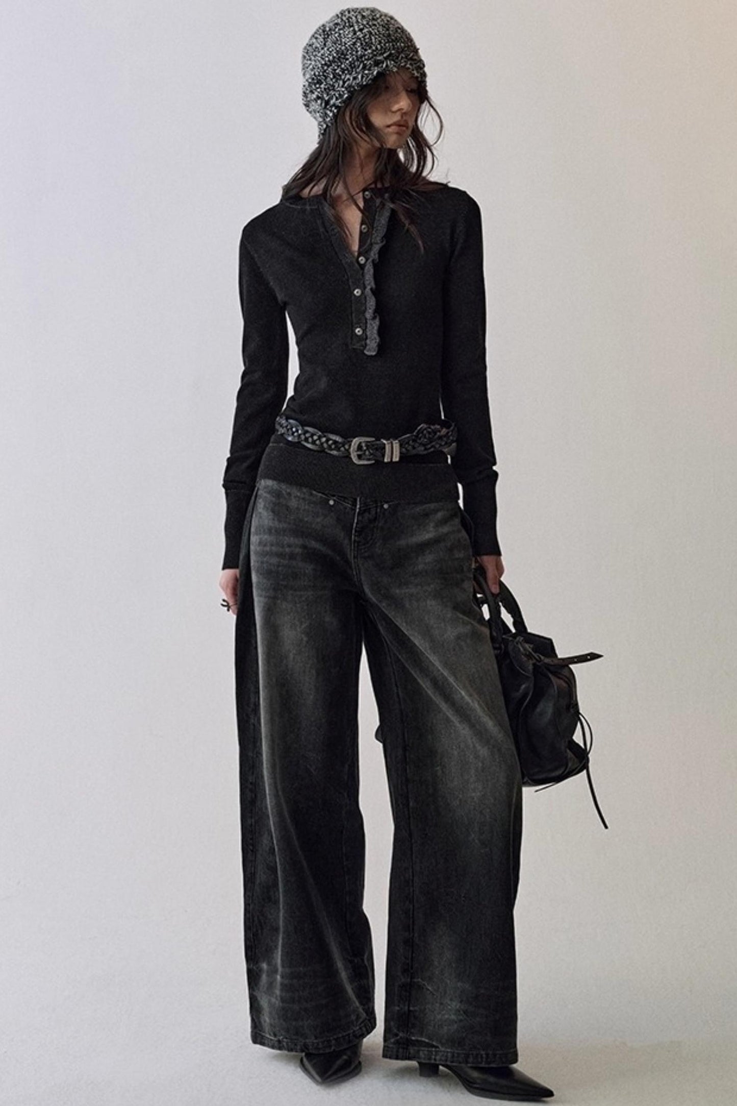 Straight Leg Gradient Scimitar Jeans