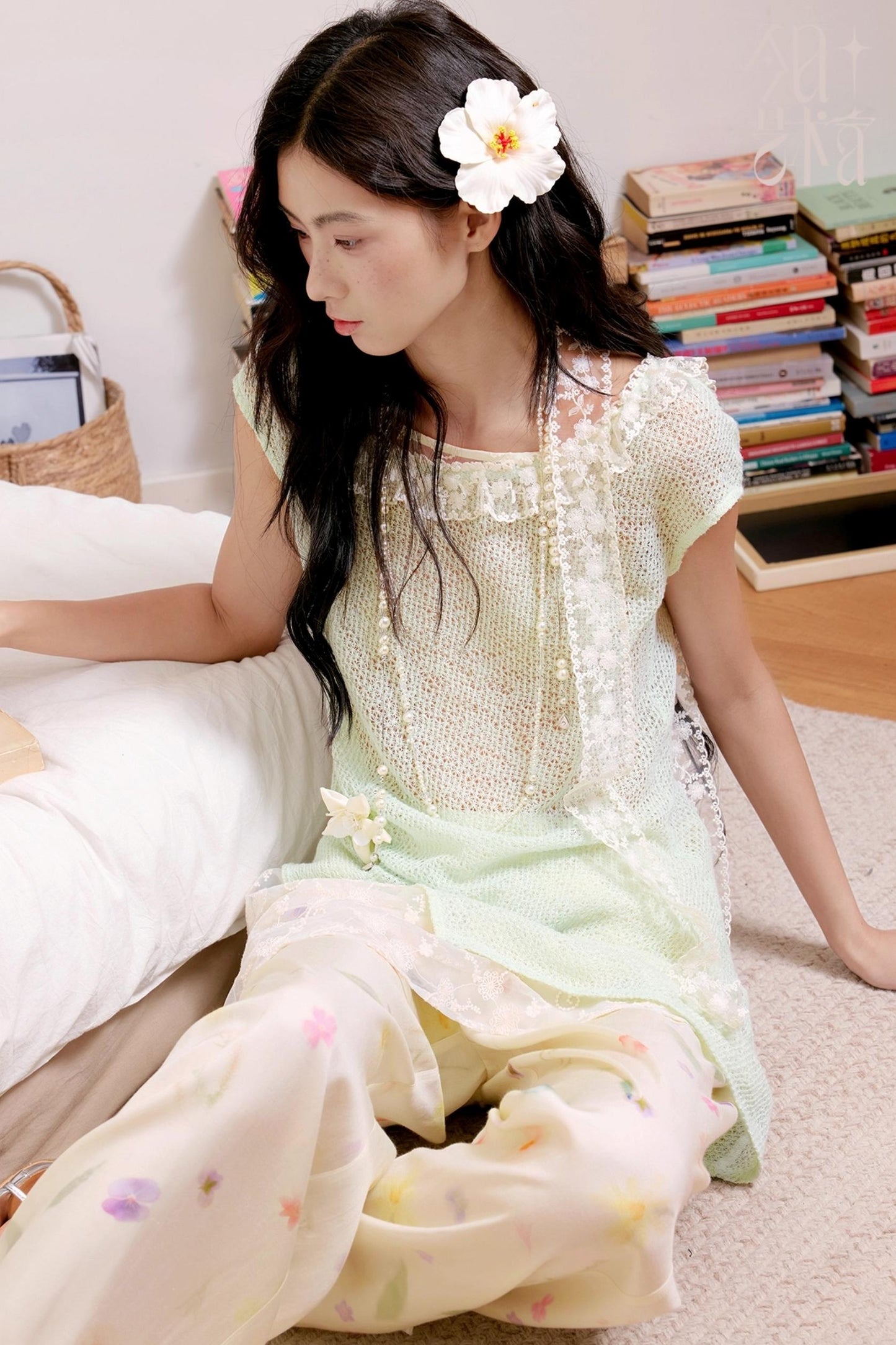 Romantic Pearl Necklaces