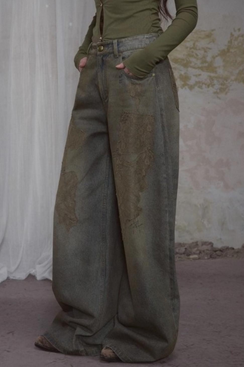 Retro Lace Straight Jeans