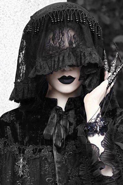 Classical Gothic Lace Veil Headpiece