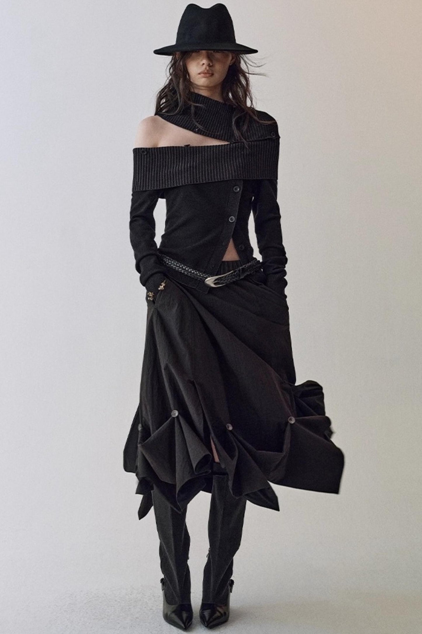 Slim One-Shoulder Knitted Sweater