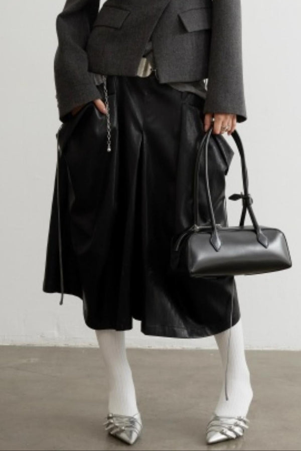 Retro Pleated Faux Leather Pants