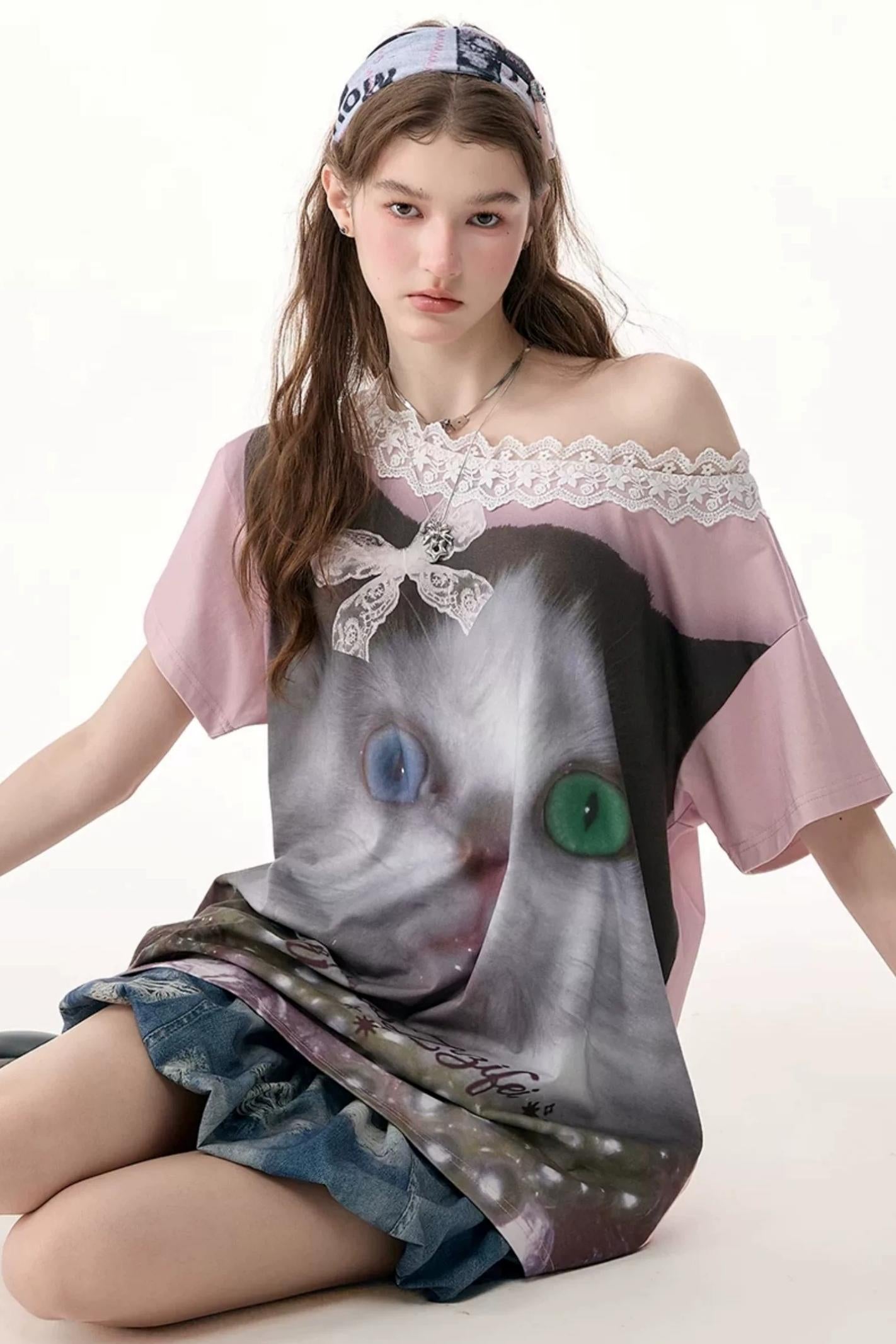 Cat Print Lace Collar Oversized T-Shirt