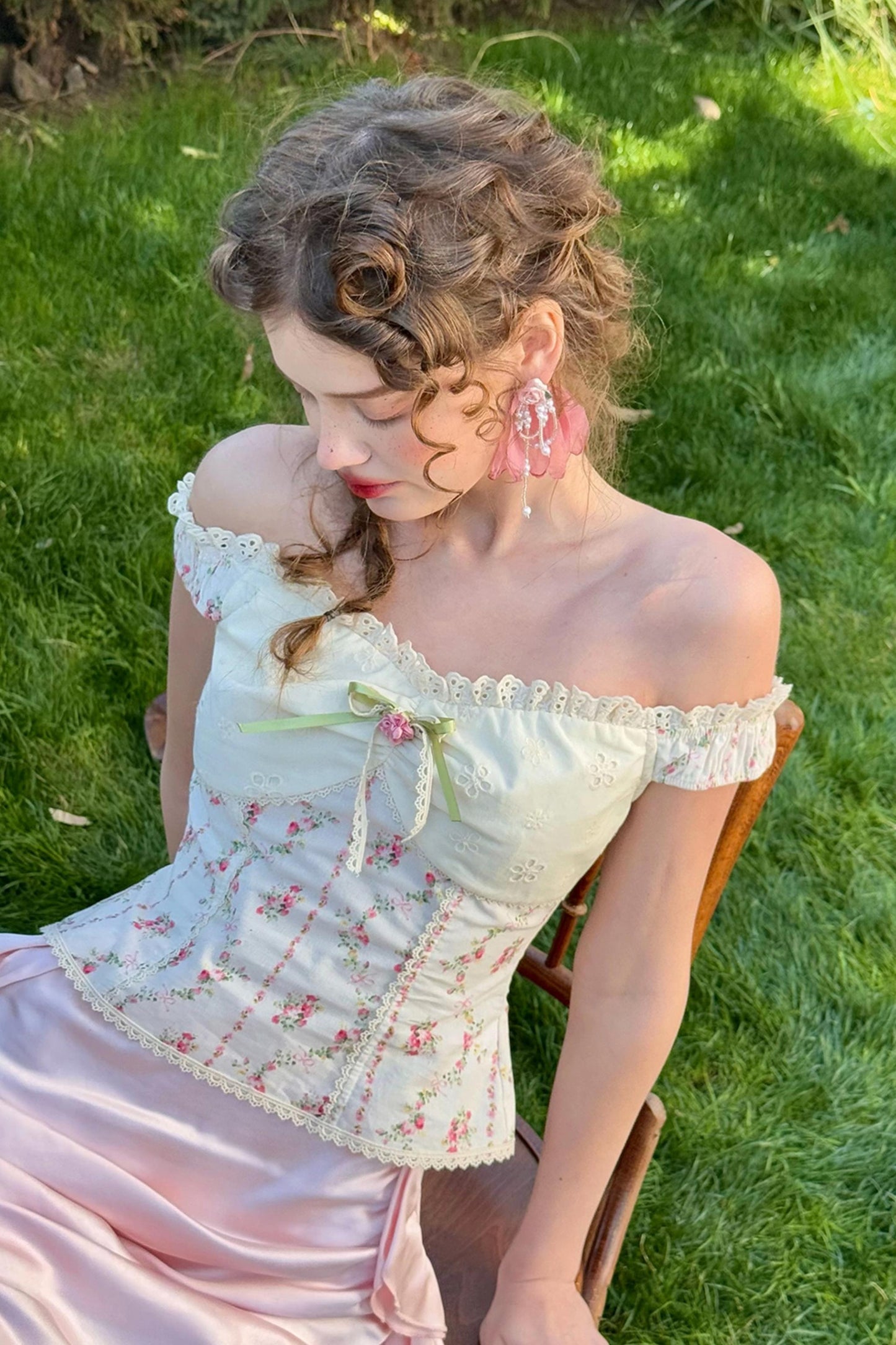 Slimming Floral Lace Top