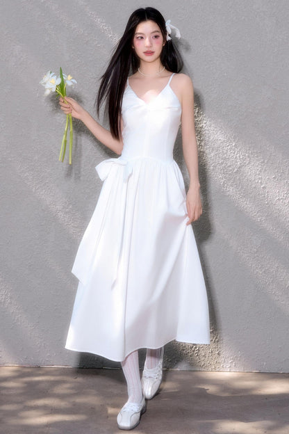 Twisted Bow Halter Pleated Dress