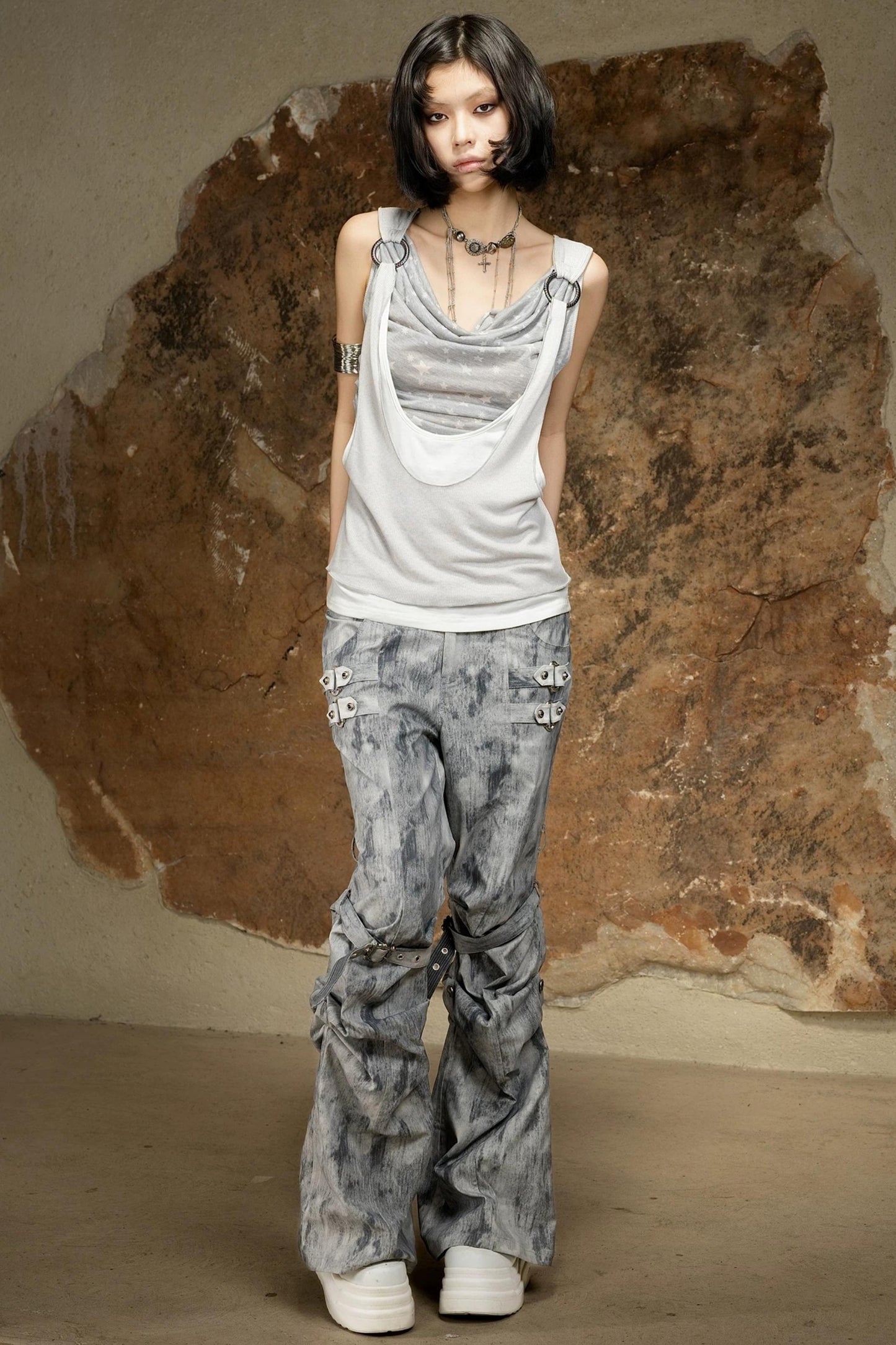 Asymmetrical Retro Sleeveless Vest