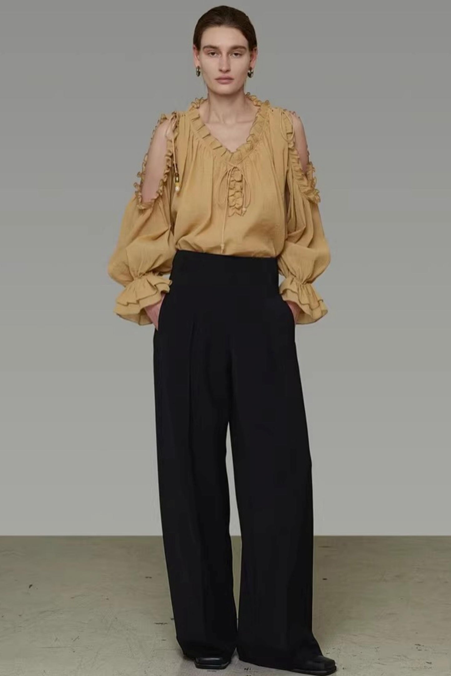 Lockeres Off-Shoulder-Shirt mit Rüschen