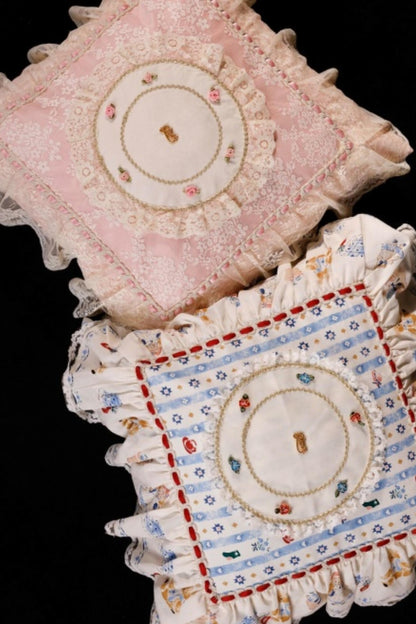 Lacemade Sweet Lace Cushion