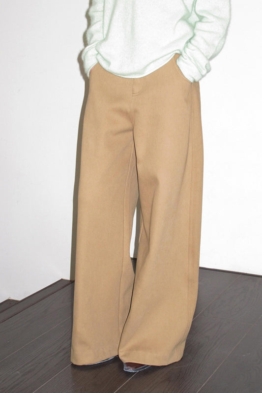 Sandstone Silhouette Velvet Denim Pants