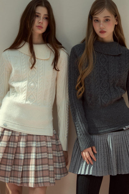 Feminine Line Vintage Knit Top