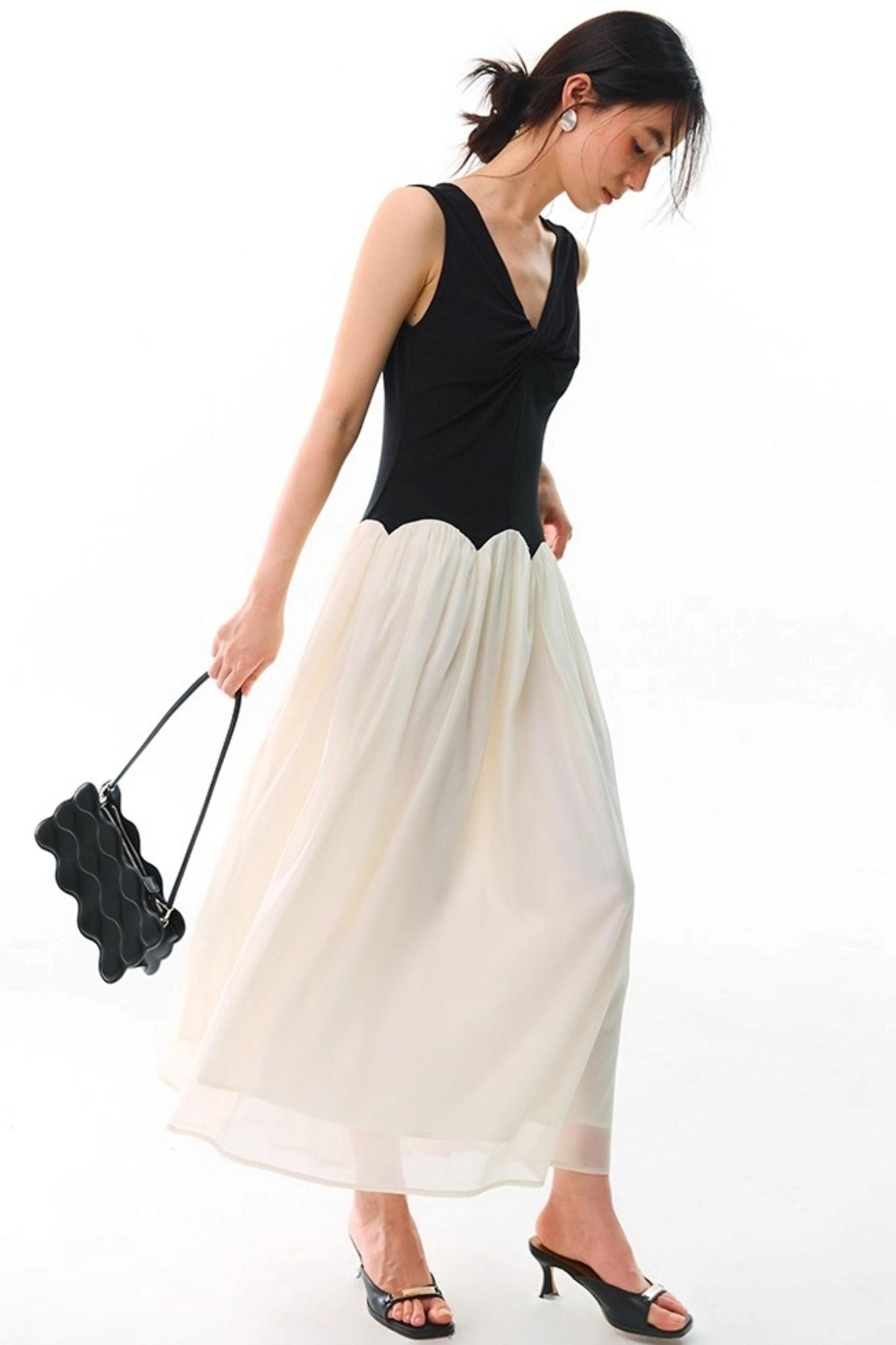 Sicilian Legend V-Neck Sleeveless Dress