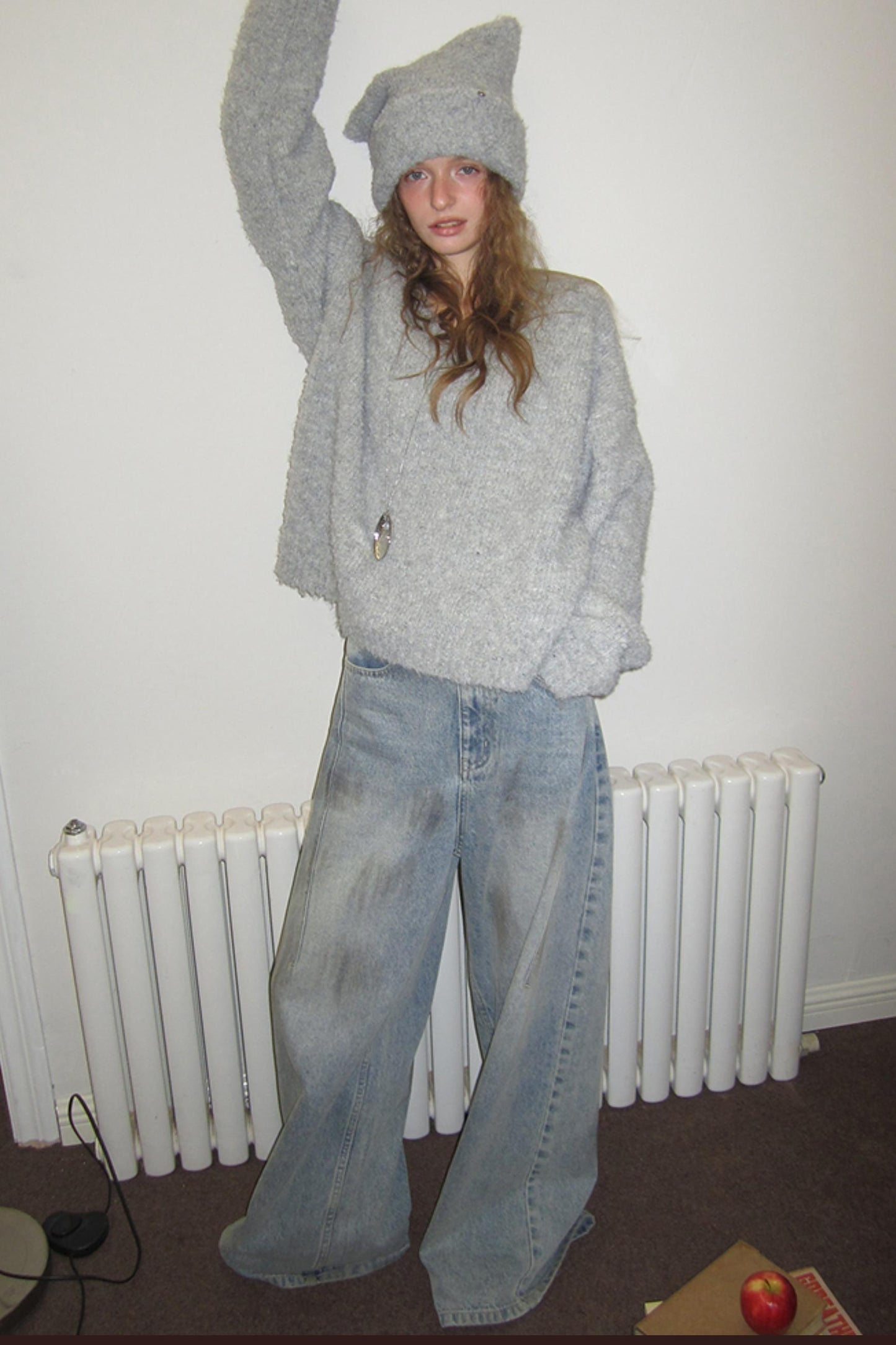 Gray Knit V-Neck Sweater Hat Set