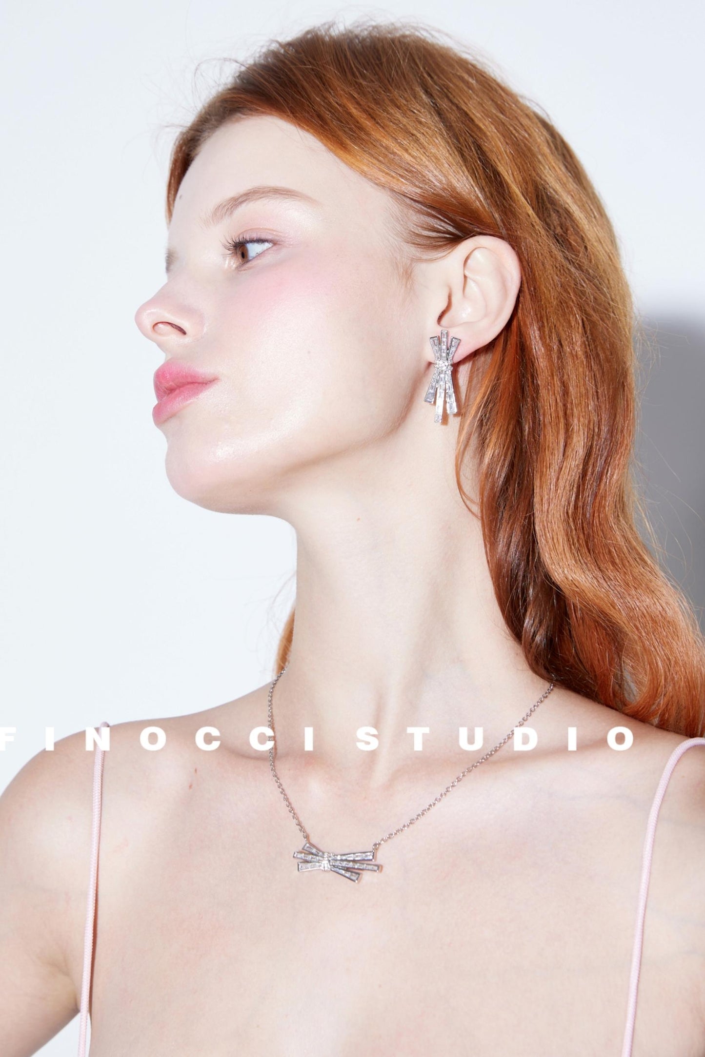 Meteor Drop Bow Necklace