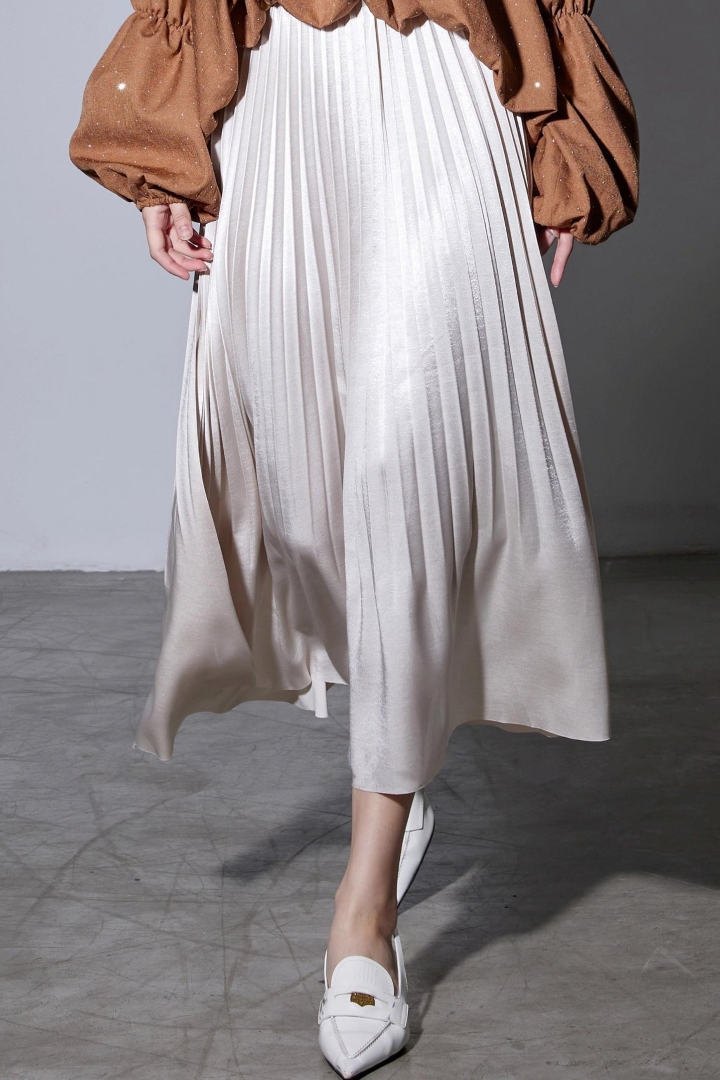 Gilt Satin Mermaid Pleated Skirt