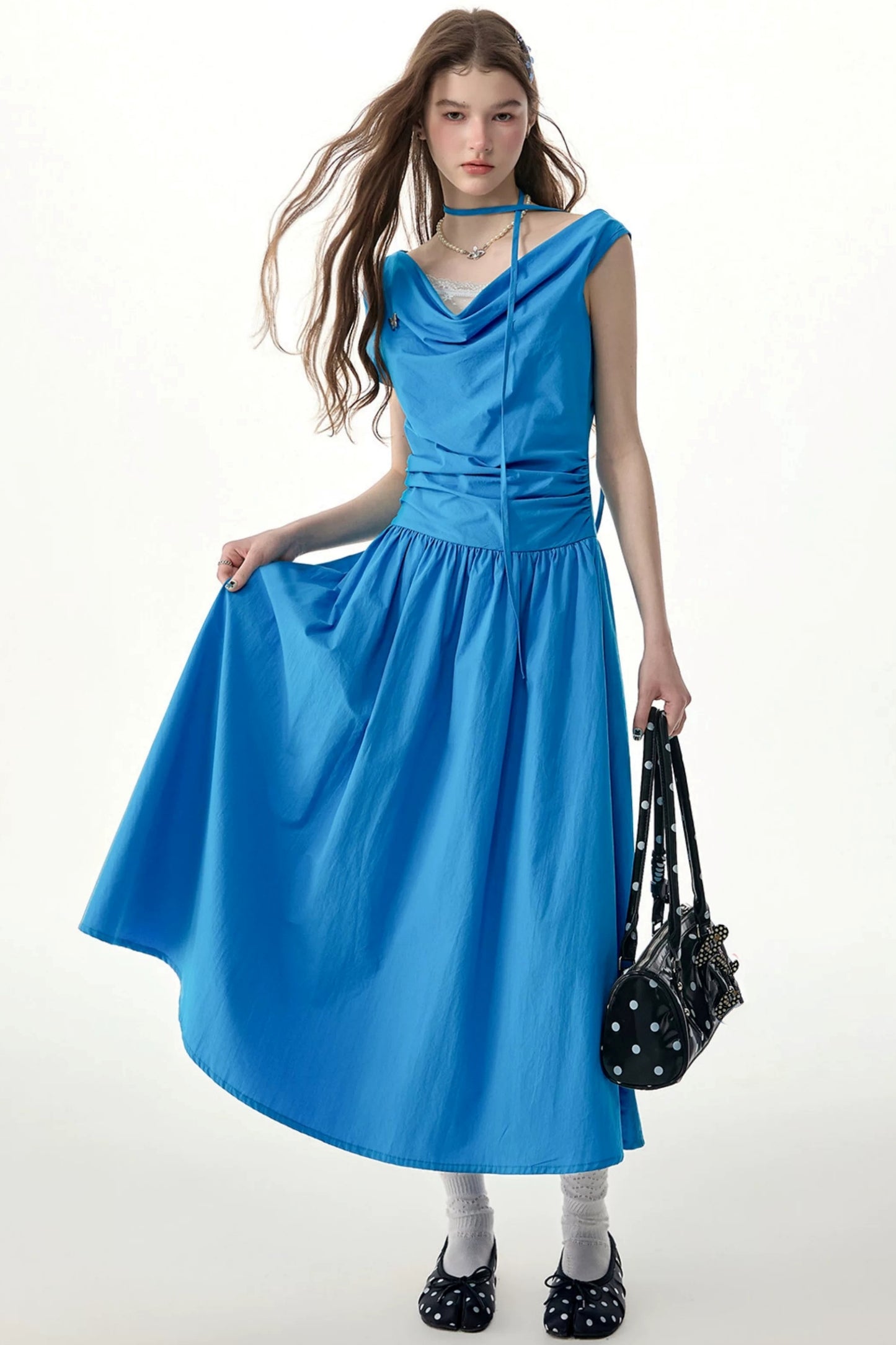 Blaues langes Kleid mit Swing-Kragen