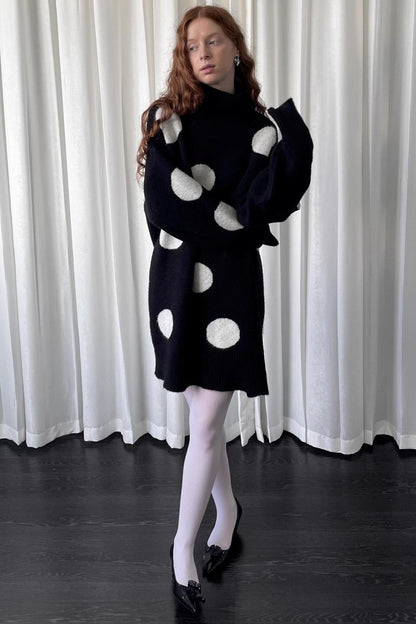 Lazy Pile Collar Sweater